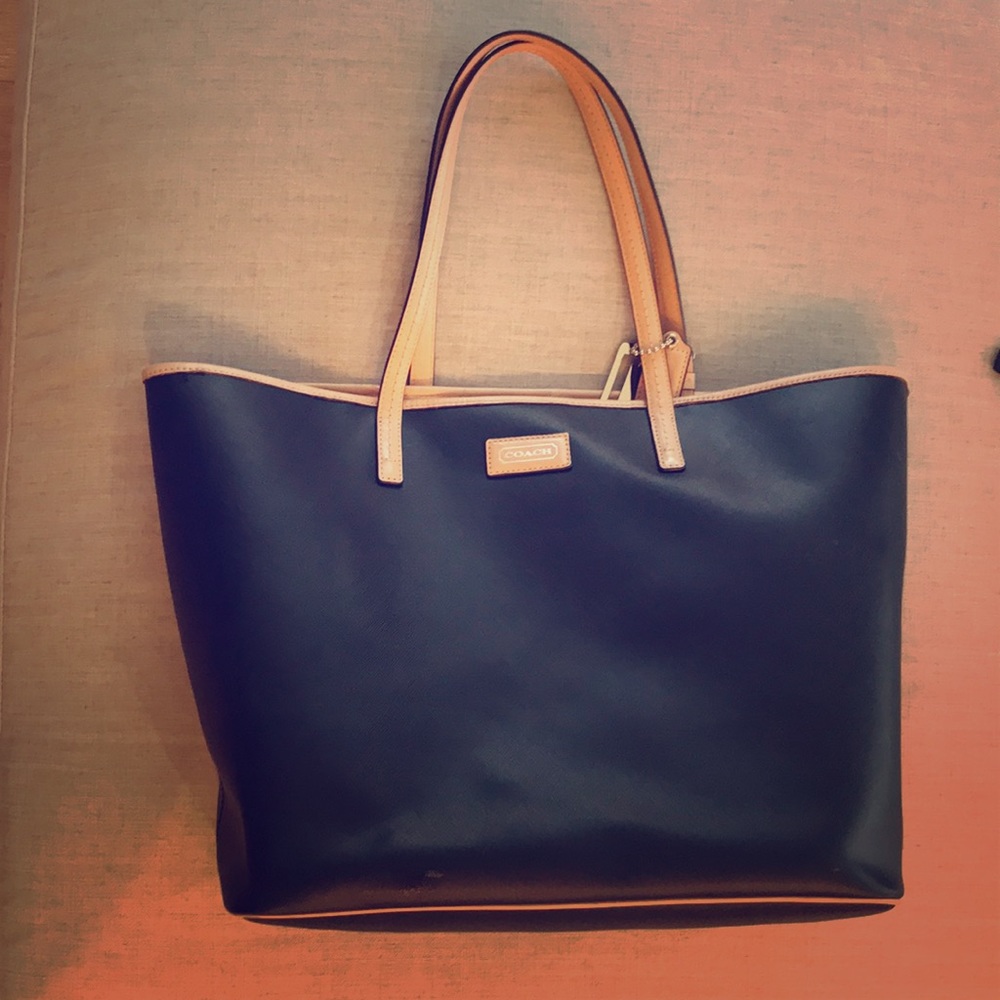 Authentic Coach large tote